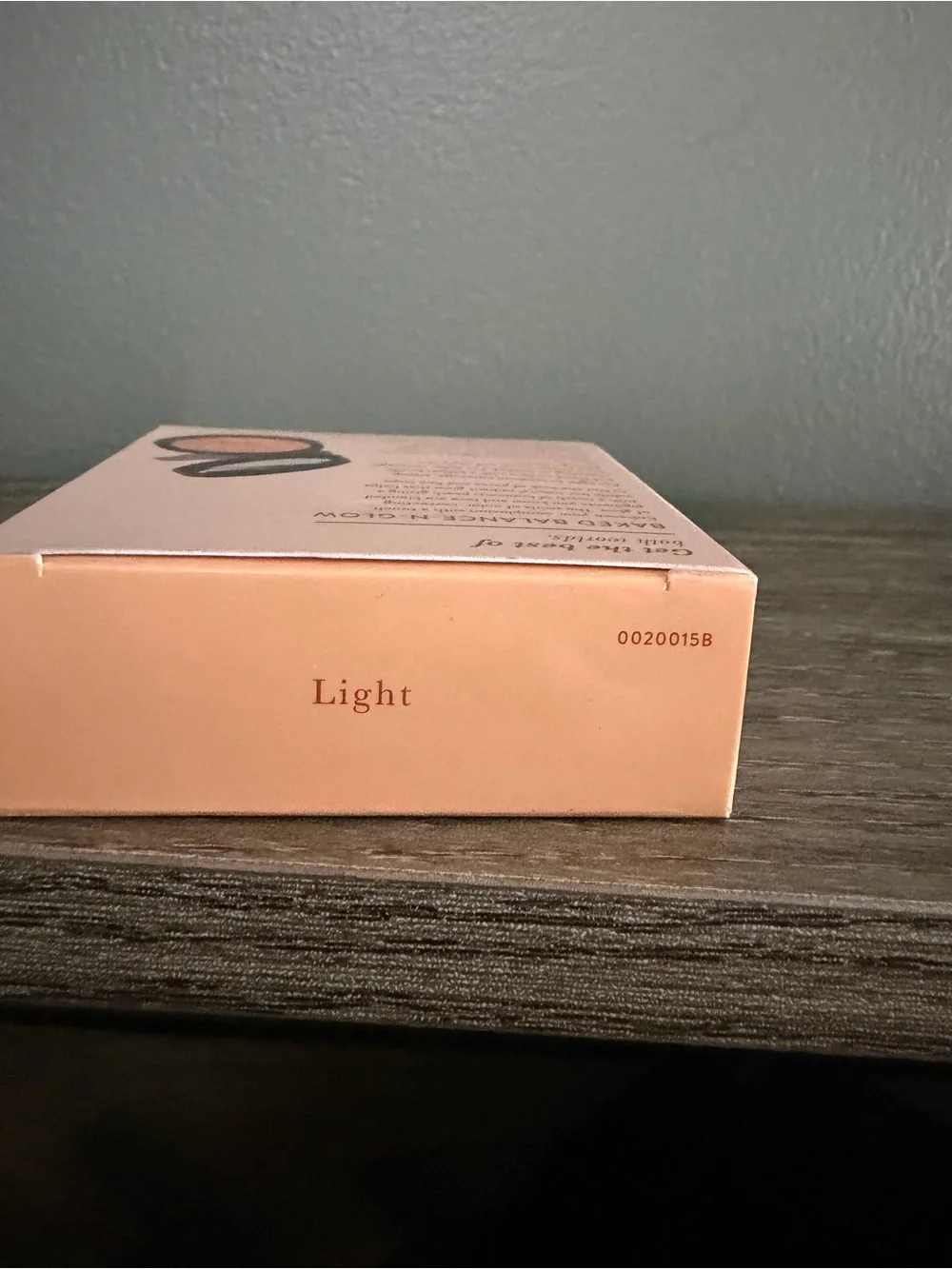 Laura Geller Illuminating Foundation in Light